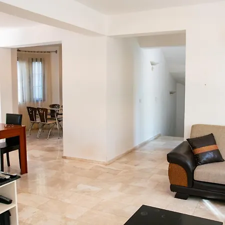Infinity Exclusive Villas فيلة غوجيك